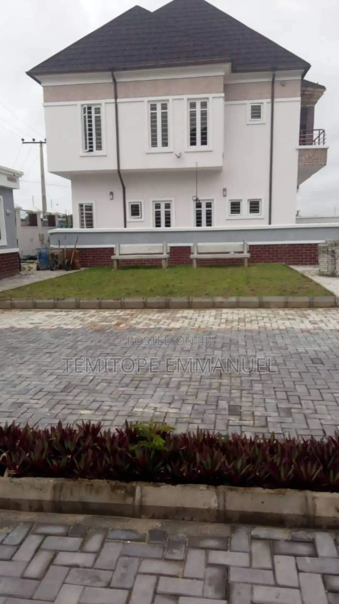 Furnished 4bdrm Duplex in Lekki for sale in Lekki