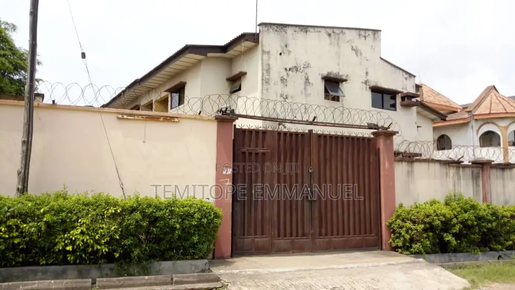 Furnished 12bdrm Duplex in Isolo for sale in Isolo