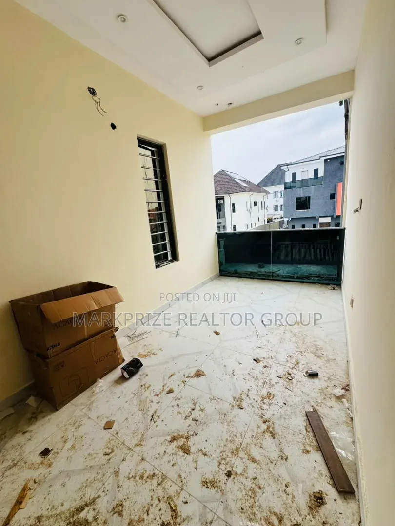 4bdrm Duplex in Gbagada Lagos for sale in New Garage / Gbagada