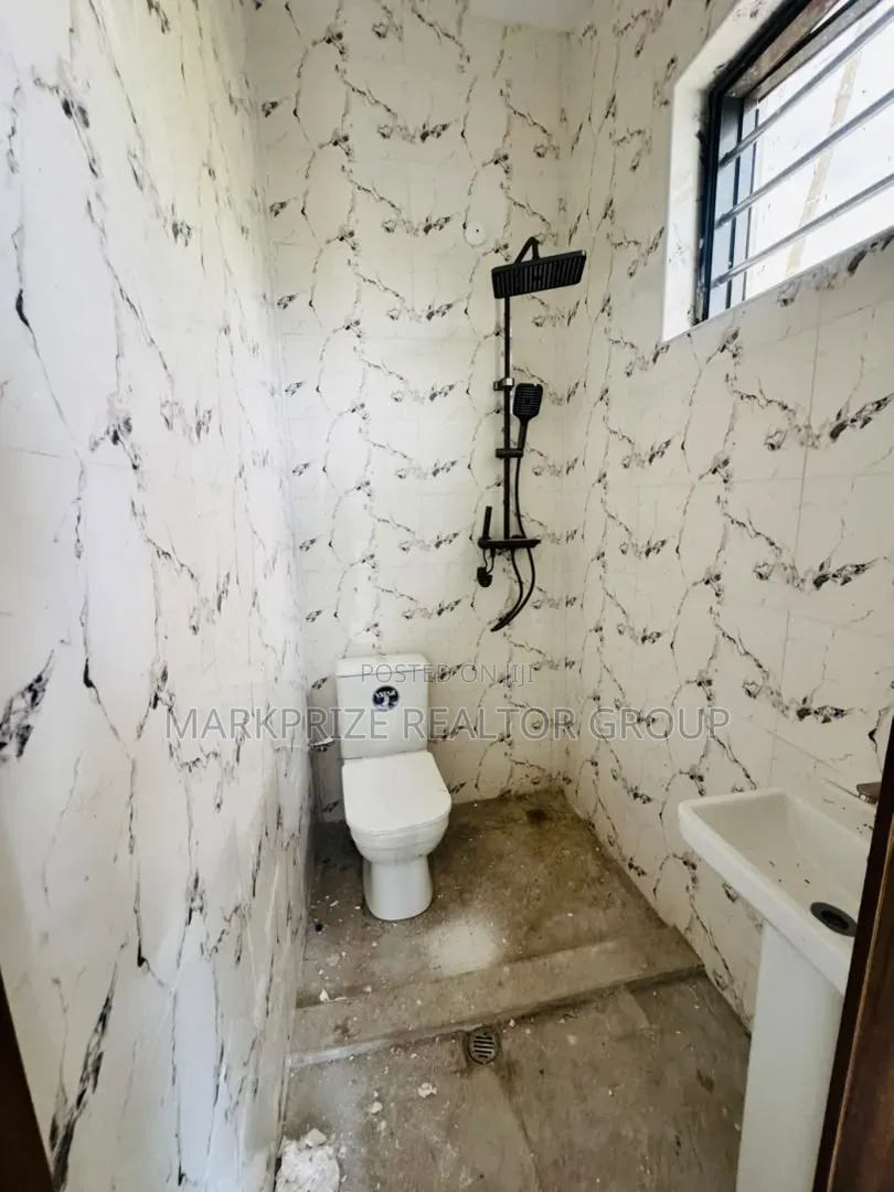 4bdrm Duplex in Gbagada Lagos for sale in New Garage / Gbagada