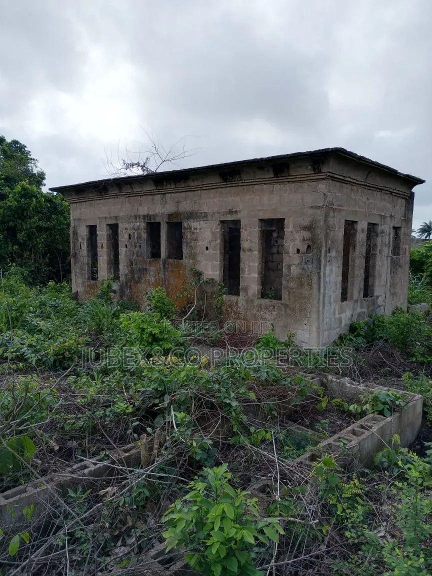 2bdrm Bungalow in Ido Kerewu Kobape, Obafemi-Owode for sale in Obafemi-Owode