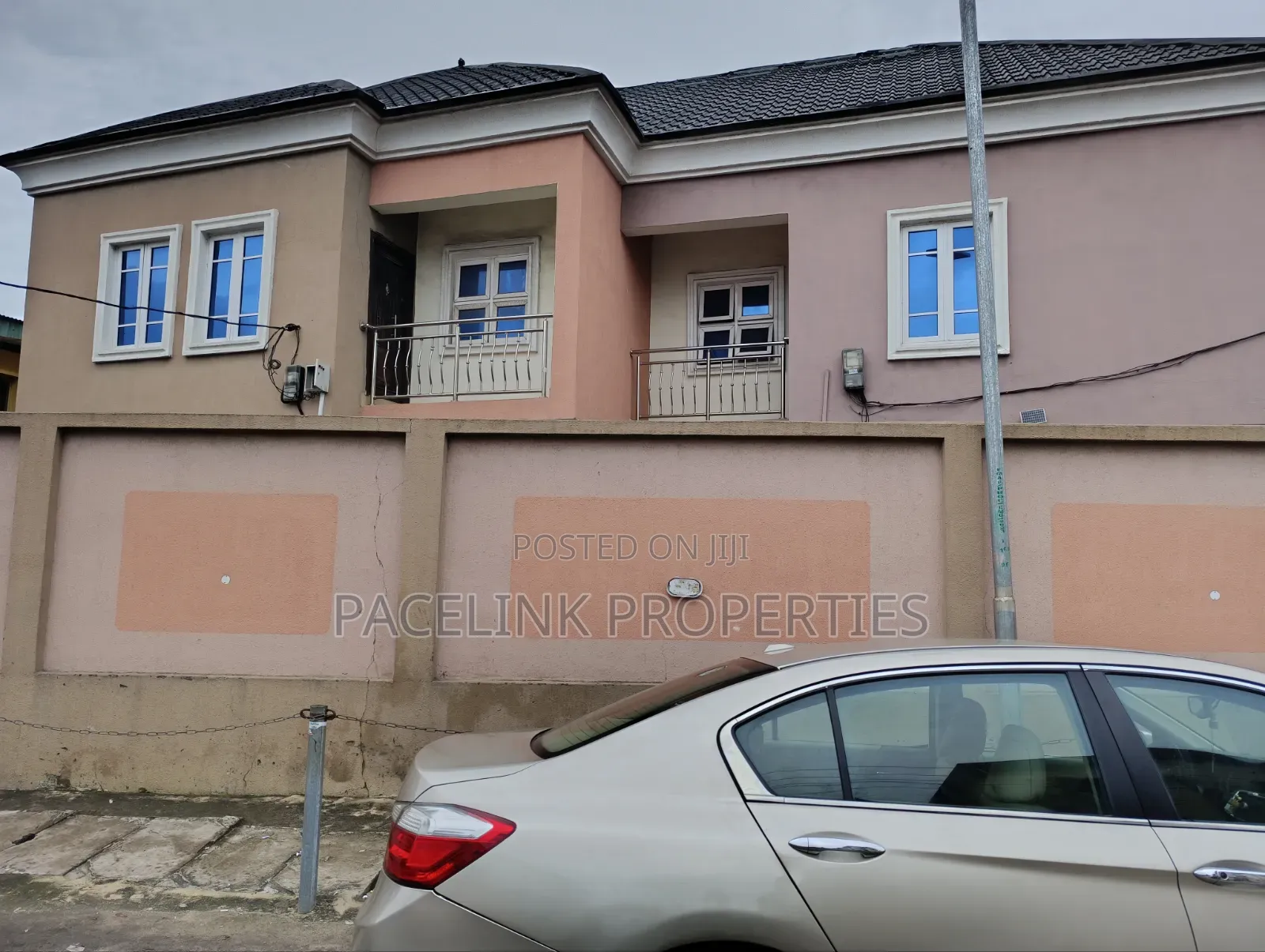 3bdrm Duplex in Opebi Ikeja Lagos for sale in Opebi
