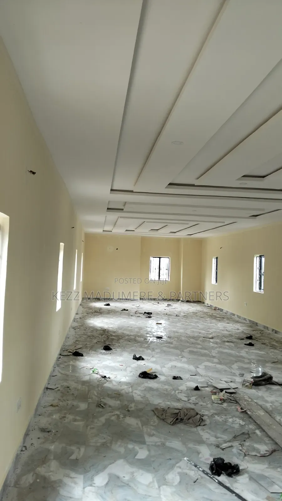 To Let : Sizeable Hall at Sars Road Port Harcourt in New Layout