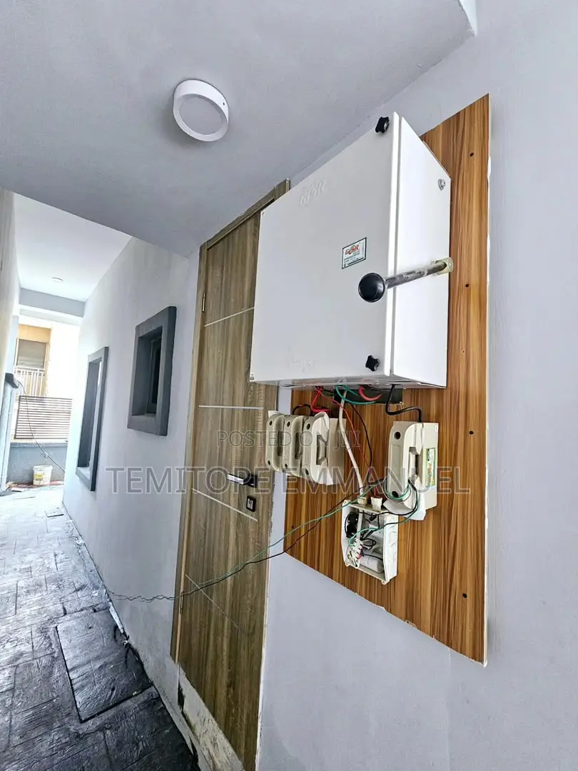 Furnished 4bdrm Duplex in Allen Avenue for sale in Allen Avenue