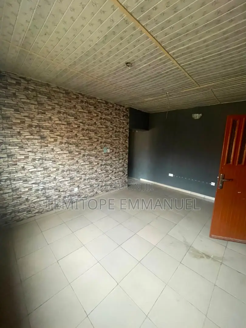 Furnished Mini Flat in Shasha for rent in Shasha