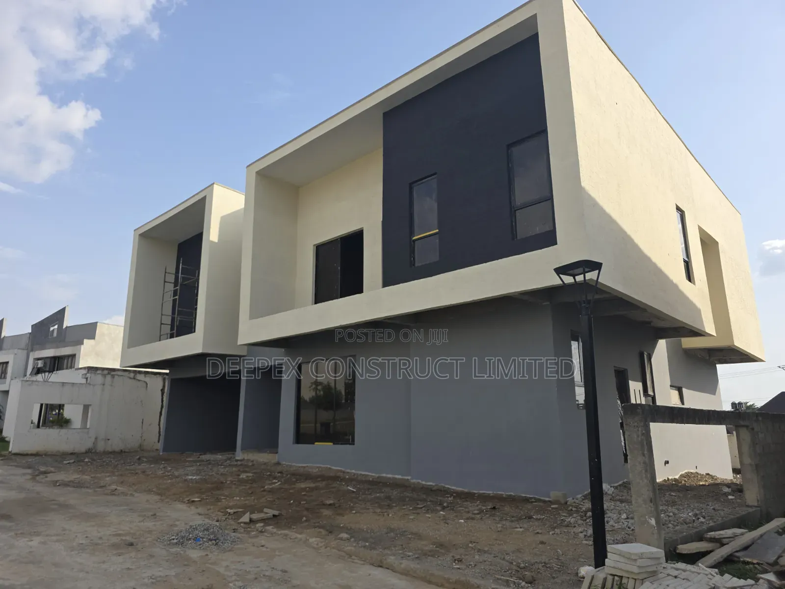 5bdrm Duplex in Imperial Vista By, Gwarinpa for sale in Gwarinpa
