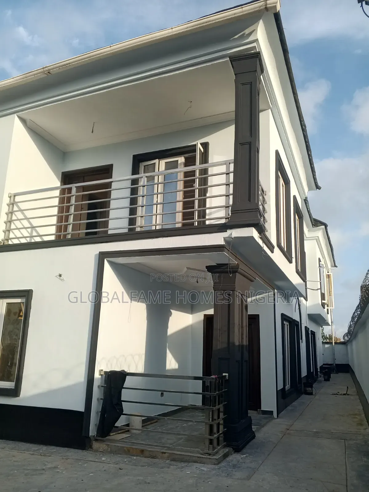 4bdrm Duplex in Lakowe for rent in Lakowe