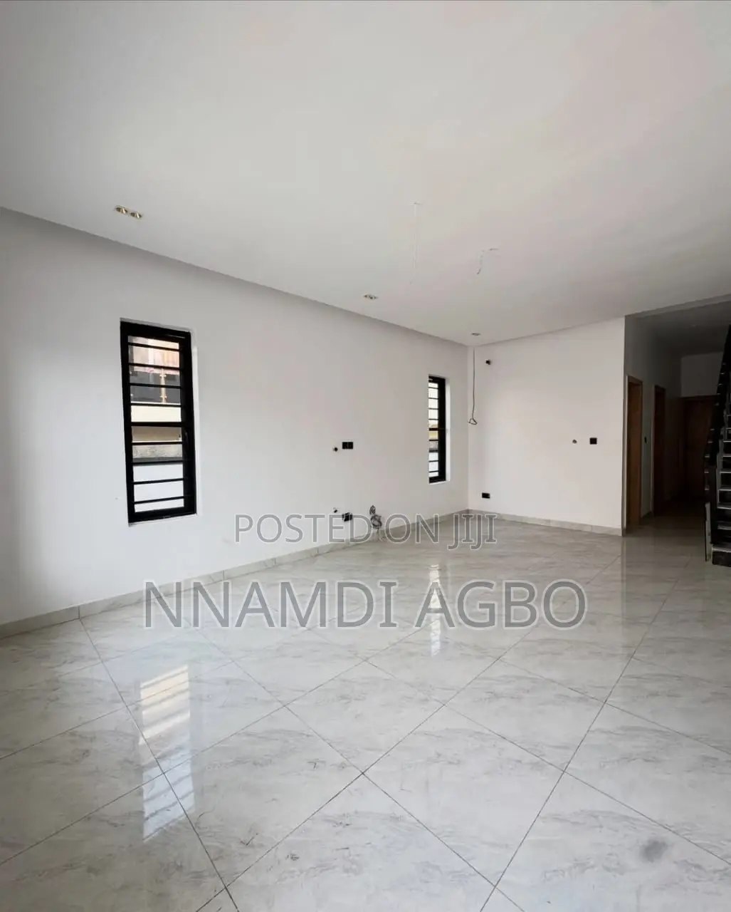 4bdrm Duplex in Chevron for rent in Chevron
