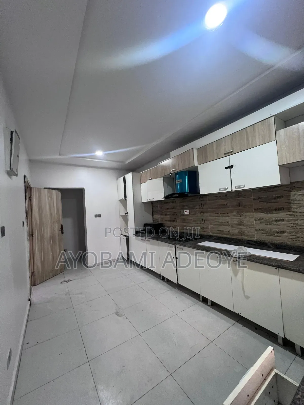 4bdrm Duplex in Ikota for rent in Ikota