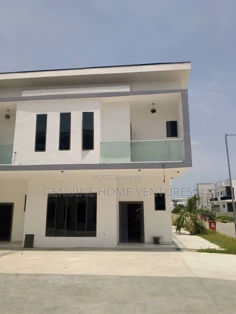 4bdrm Duplex in Abraham Adesanya Estate for rent in Abraham Adesanya Estate