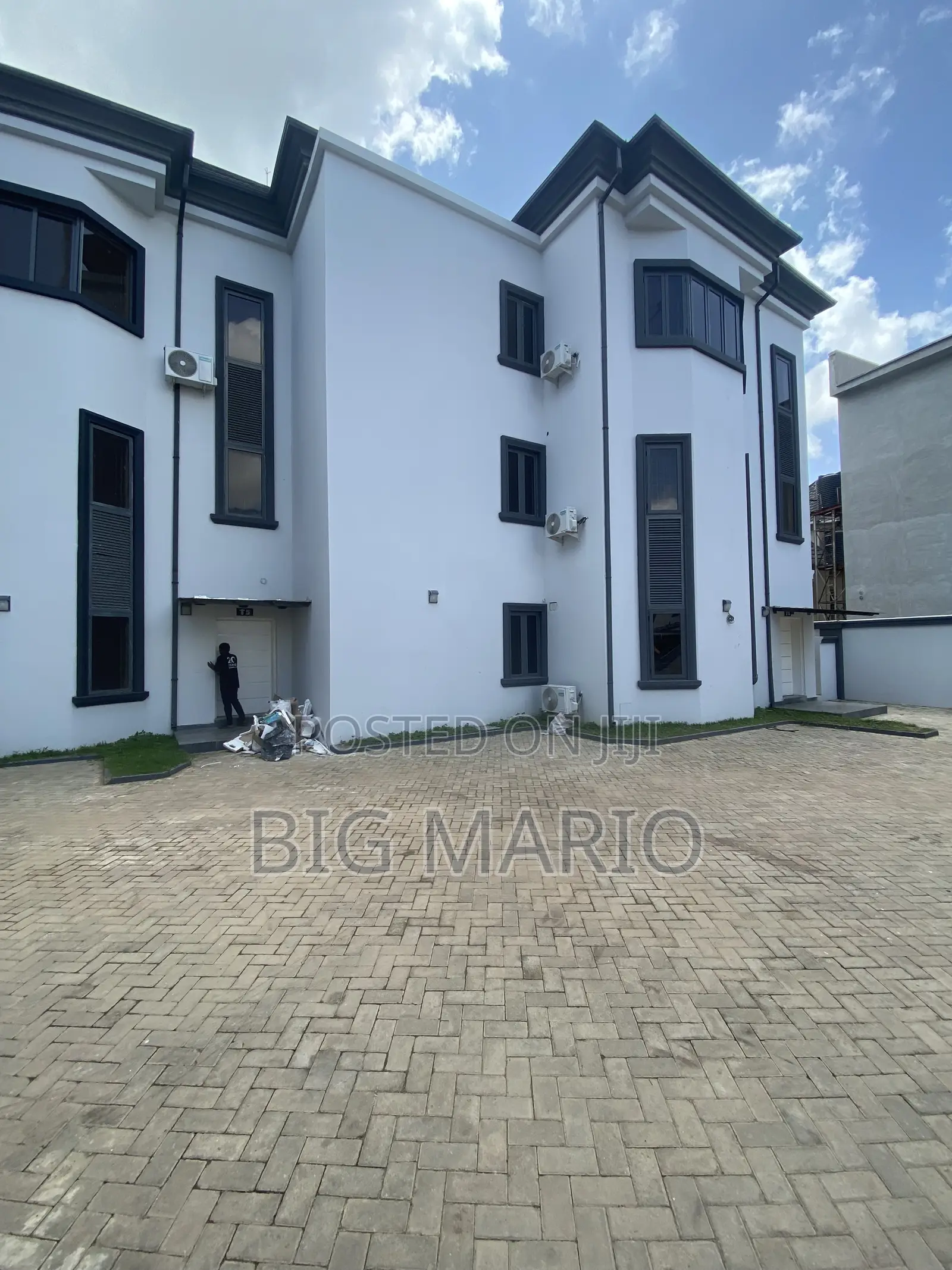 4bdrm Duplex in Guzape for rent in Guzape District