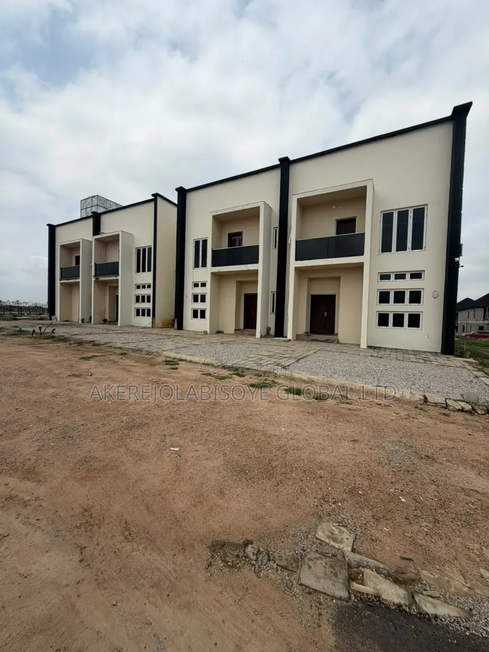 4bdrm Duplex in Karsana for sale in Karsana