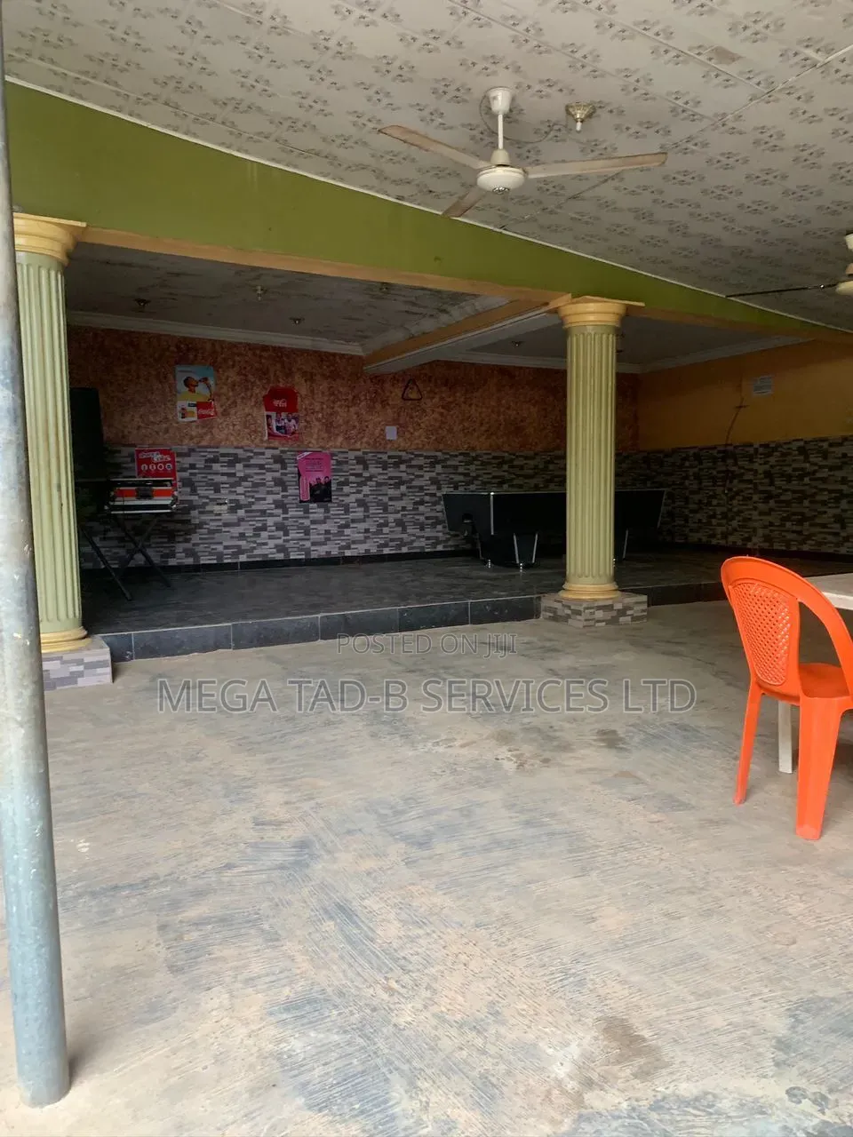 10 Rooms Hotel for Sale in Ojodu