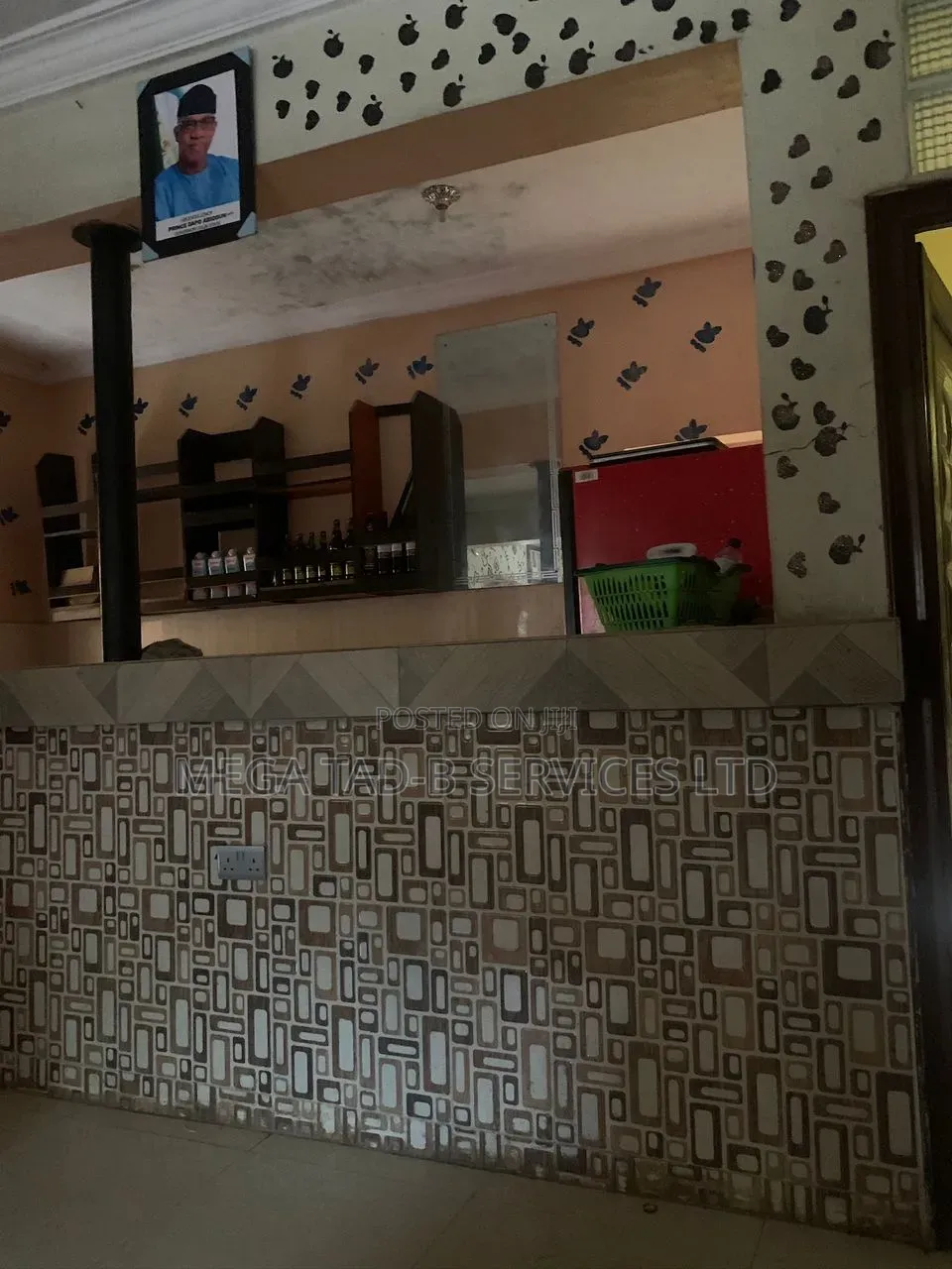10 Rooms Hotel for Sale in Ojodu