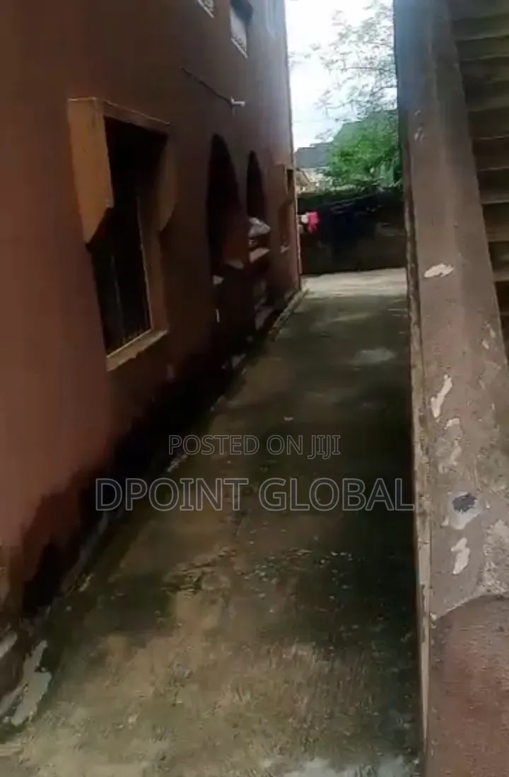 18bdrm Block of Flats in Not Estate, Egbeda for sale in Egbeda