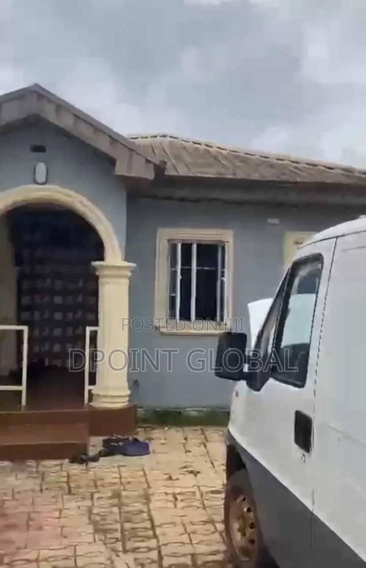 3bdrm Bungalow in Not Estate, Ipaja / Ipaja for sale in Ipaja / Ipaja