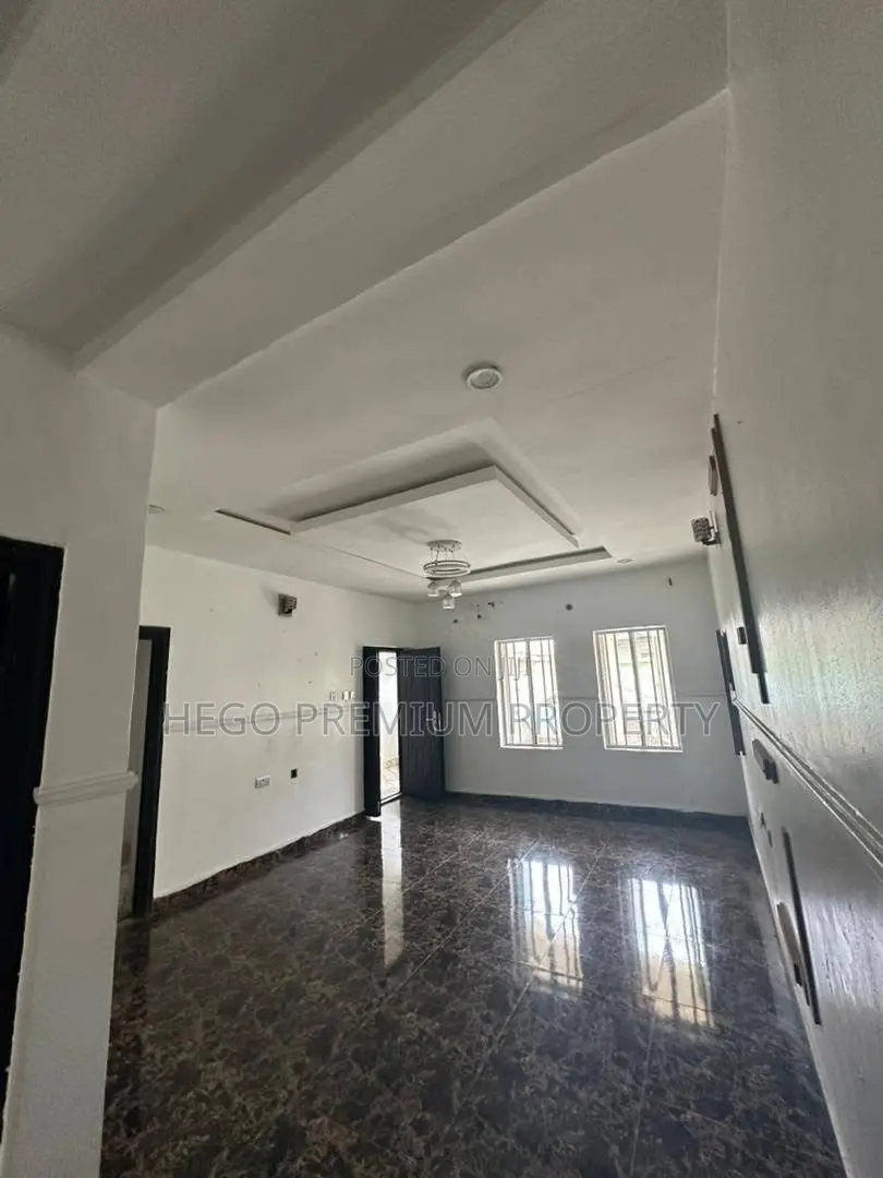 2bdrm Block of Flats in Rukpokwu Estate for sale in Rukpokwu