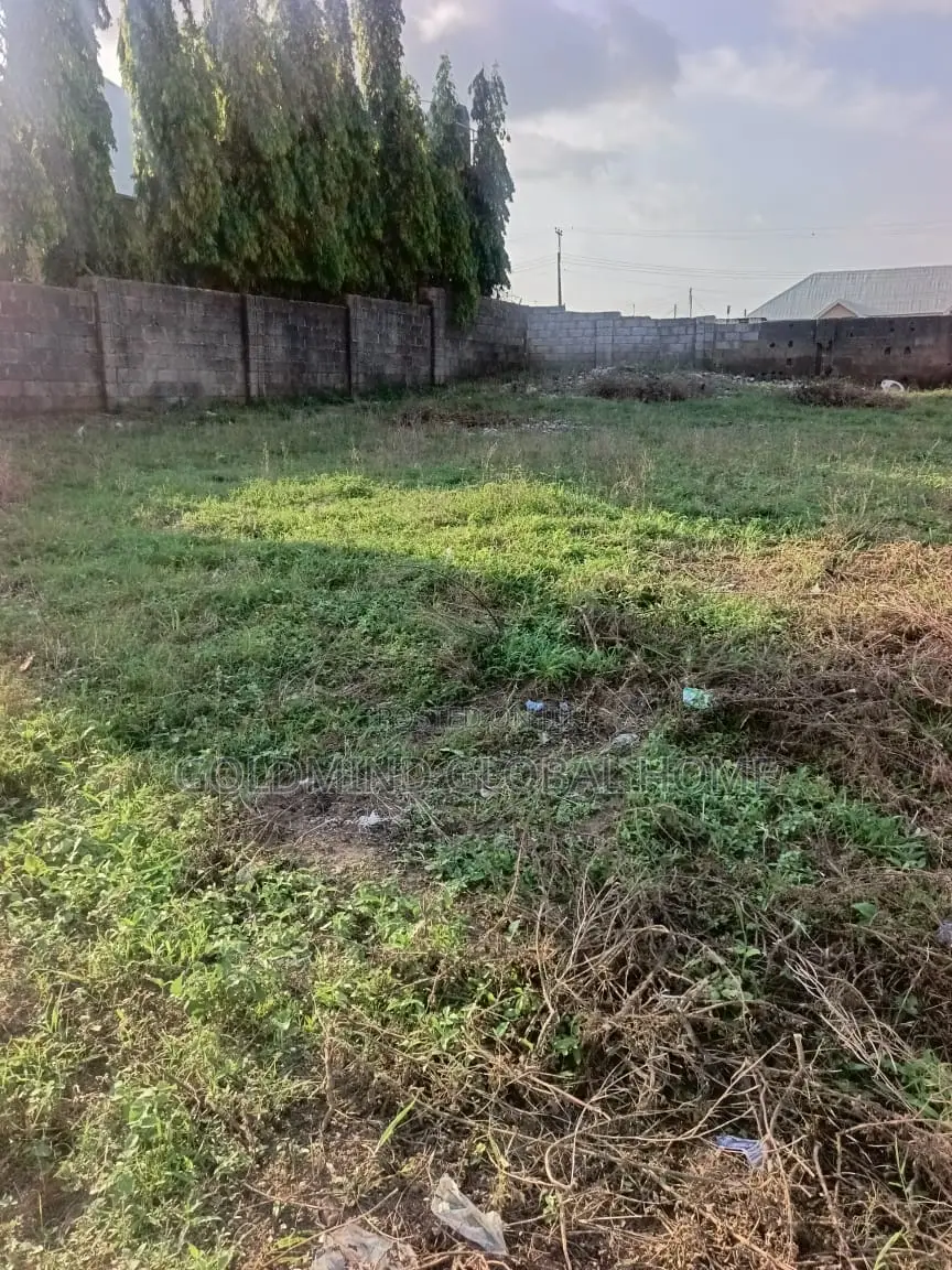 Residential Land for Sale in Fha Lugbe. Size: 600sqm: in FHA