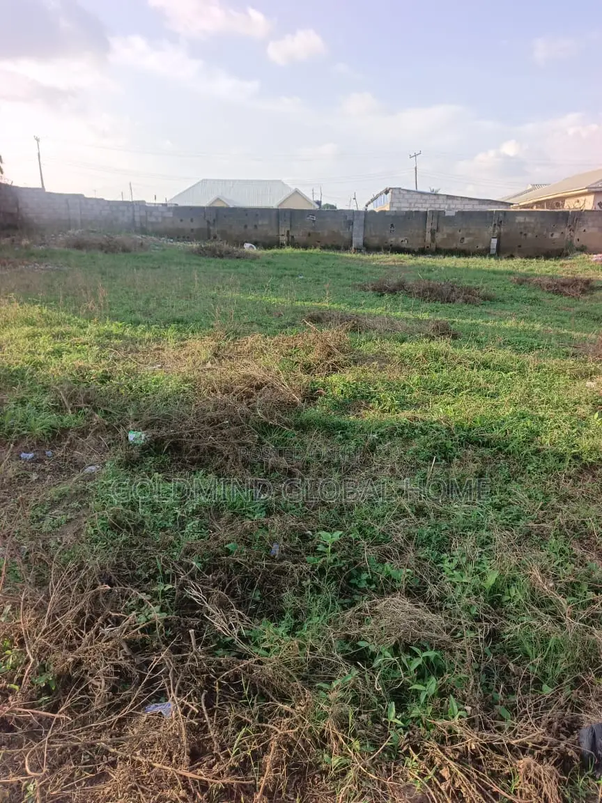 Residential Land for Sale in Fha Lugbe. Size: 600sqm: in FHA