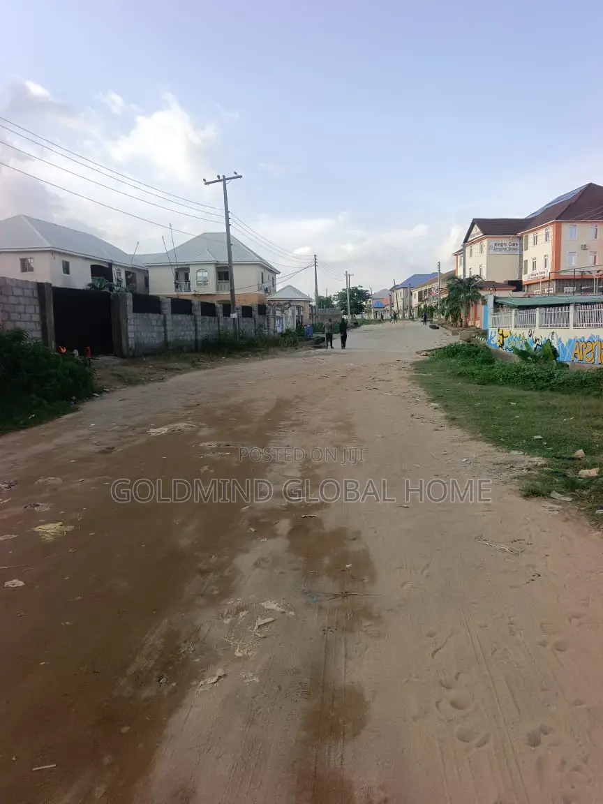 Residential Land for Sale in Fha Lugbe. Size: 600sqm: in FHA