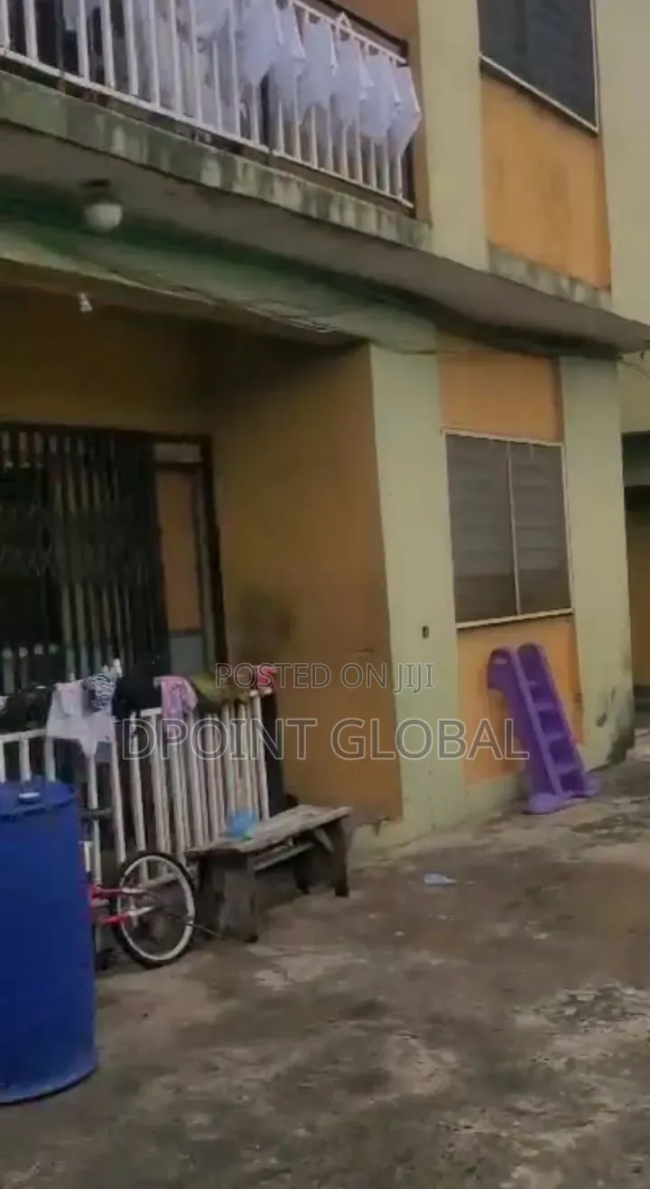 18bdrm Block of Flats in Unity Estate, Egbeda for sale in Egbeda
