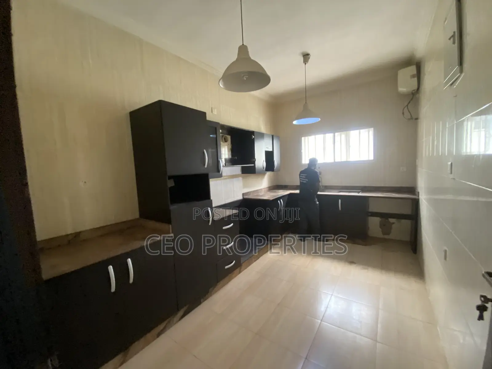 4bdrm Townhouse / Terrace in Jakande/Osapa for rent in Jakande