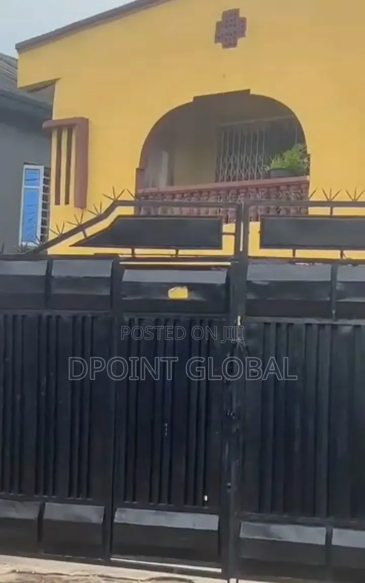 9bdrm Block of Flats in Not Estate, Egbeda for sale in Egbeda