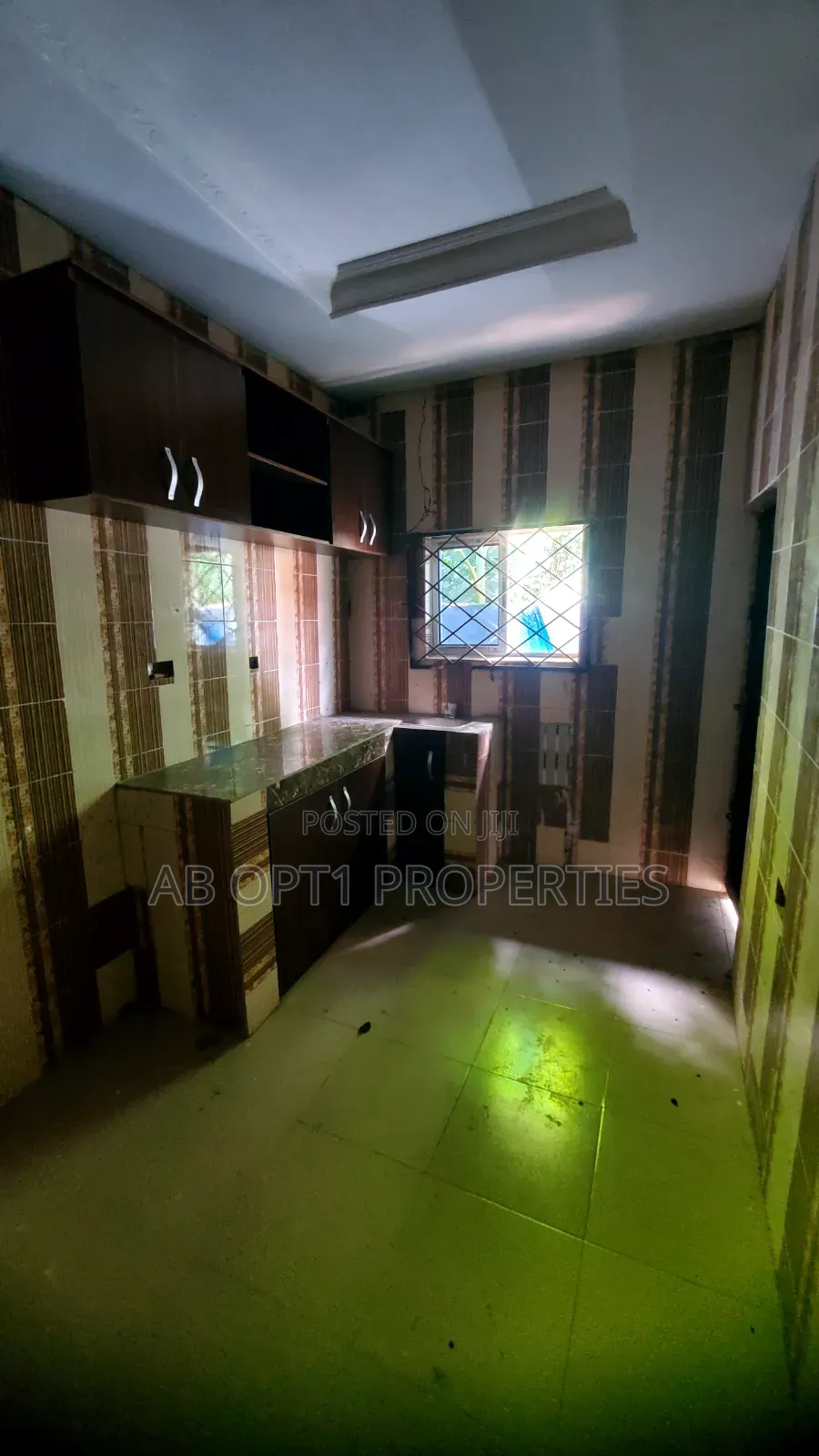 2bdrm Block of Flats in Uholor, Ekenhuan, Benin City for rent in Benin City