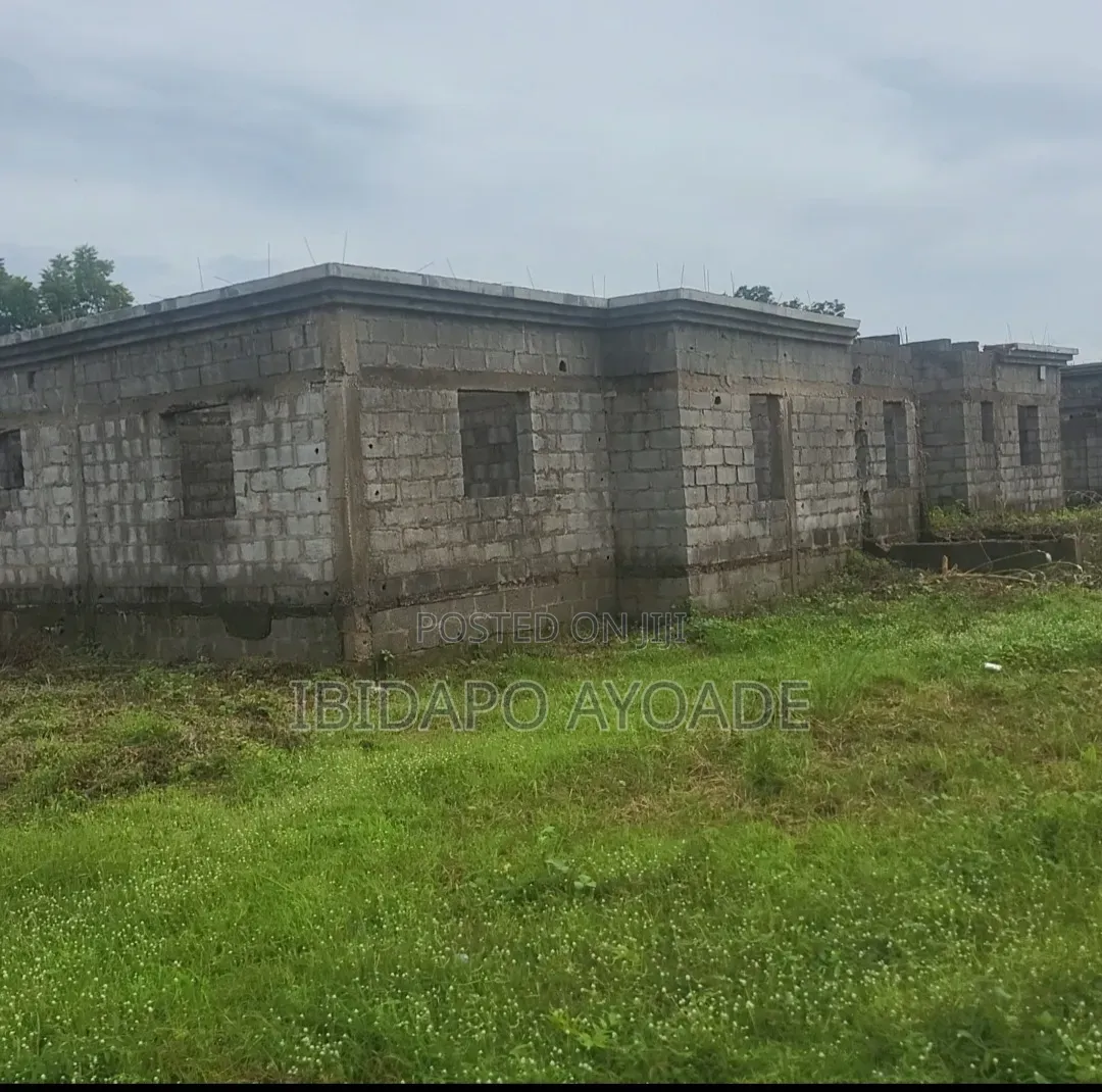 4bdrm Bungalow in Giri for sale in Giri