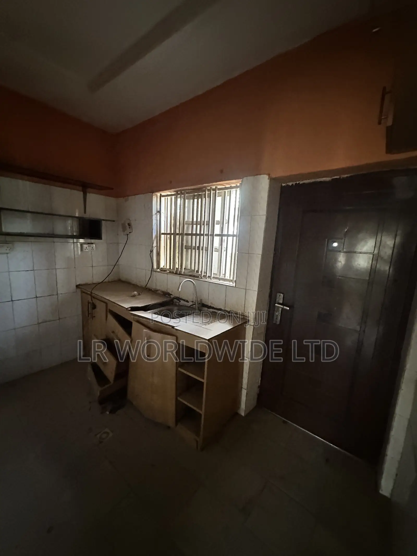 2bdrm Bungalow in Lugbe District for sale in Lugbe District