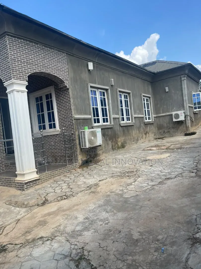 Furnished 3bdrm Bungalow in Eniosa, Akobo for sale in Akobo