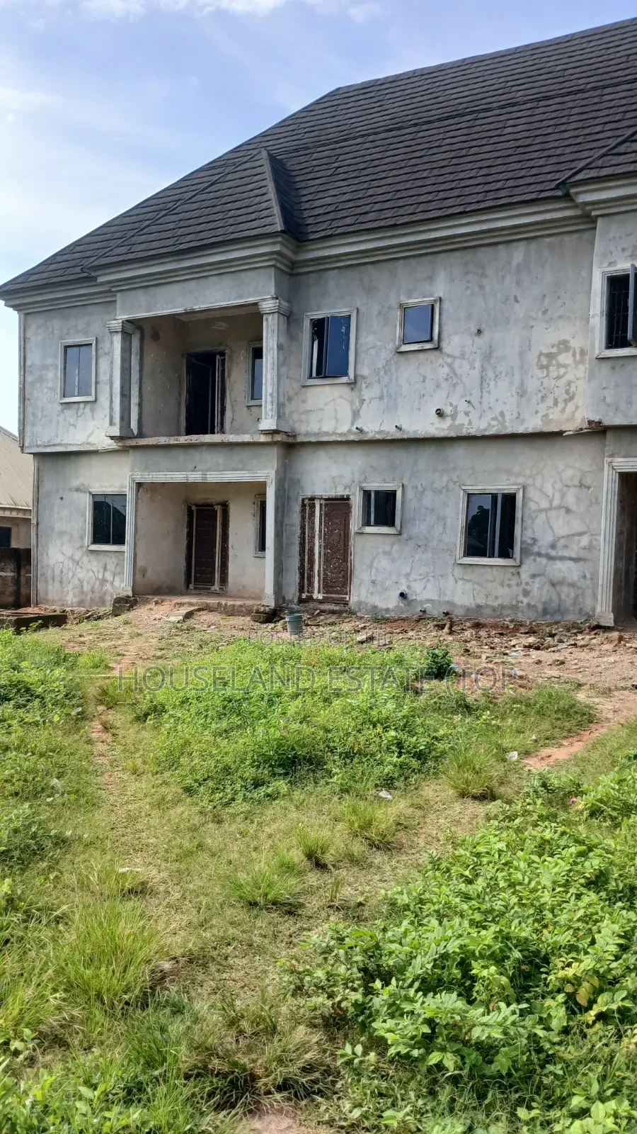 Furnished 8bdrm Bungalow in Houseland Real, Benin City for sale in Benin City