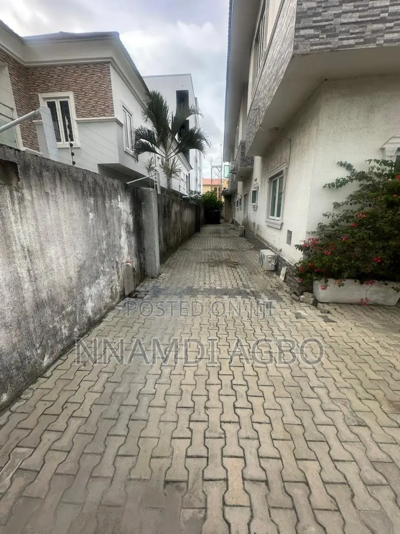 1bdrm Apartment in Lekki Phase 1 for rent in Lekki Phase 1