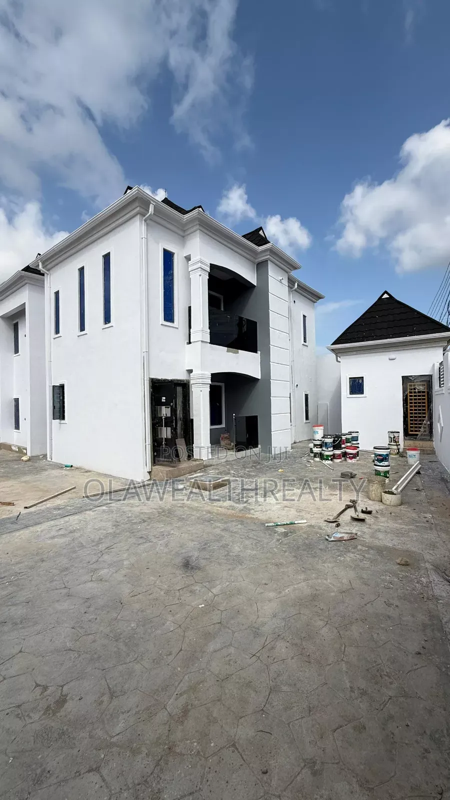 2bdrm Block of Flats in Kolapo Ishola Gra, Akobo for rent in Akobo
