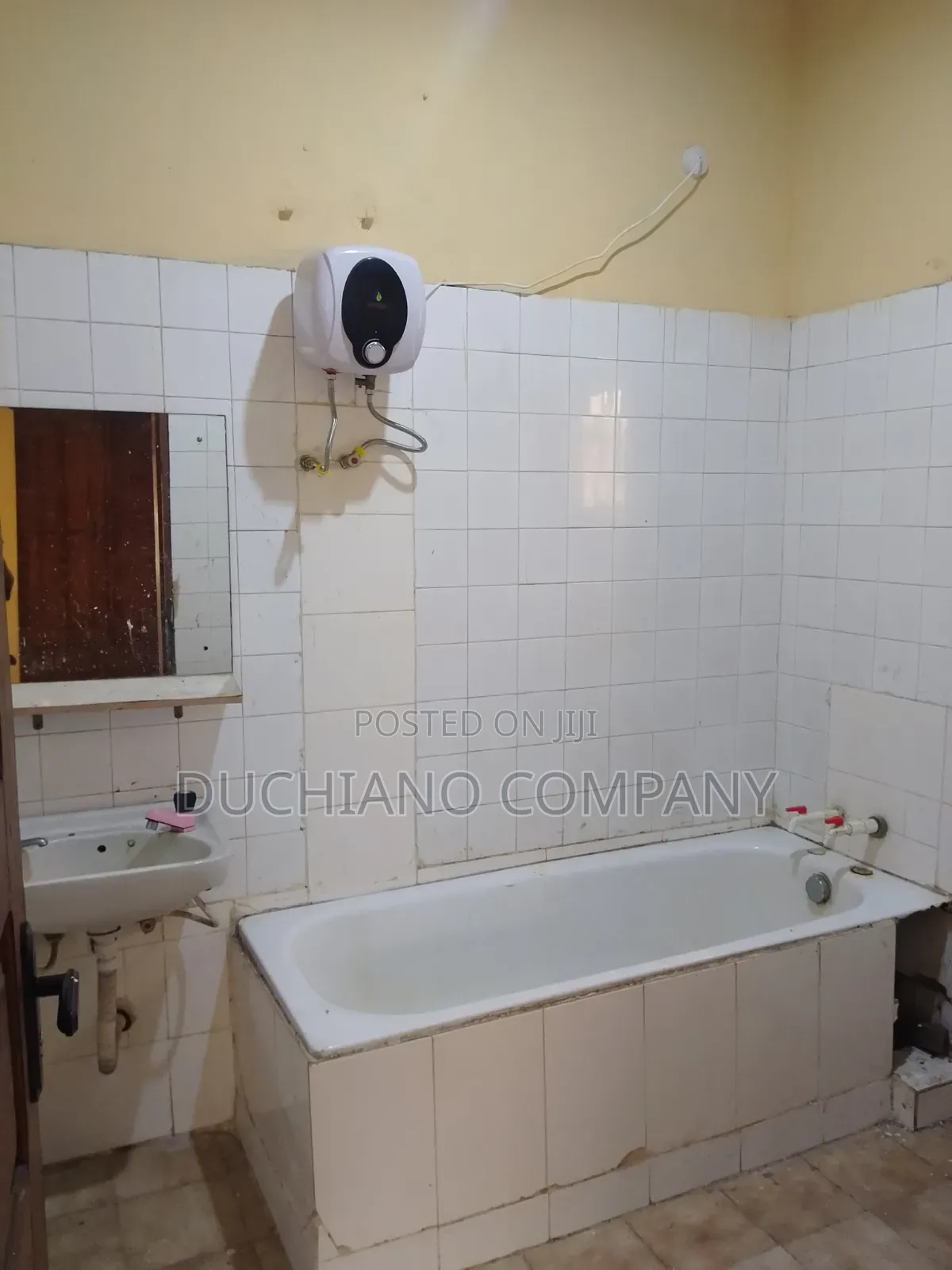 3bdrm Apartment in Awuse Estate, Opebi for rent in Opebi