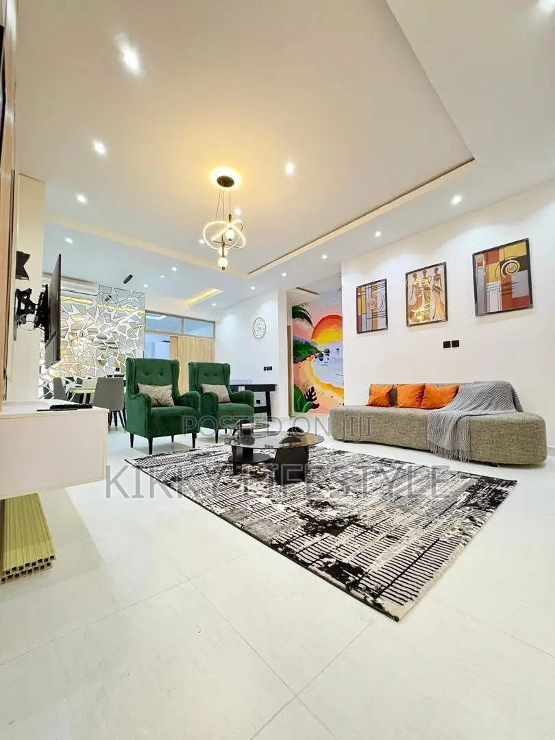 Gray Unit MLX in Lekki Phase 1