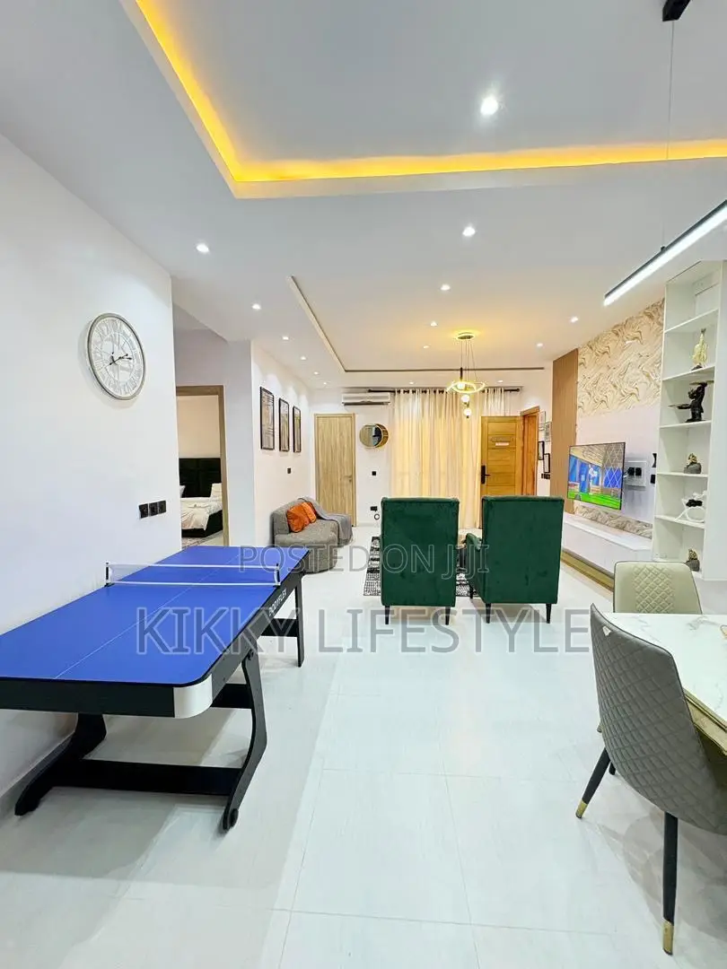 Gray Unit MLX in Lekki Phase 1
