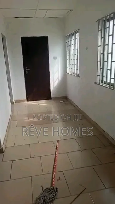 2bdrm Block of Flats in Shomolu / Shomolu for rent in Shomolu / Shomolu