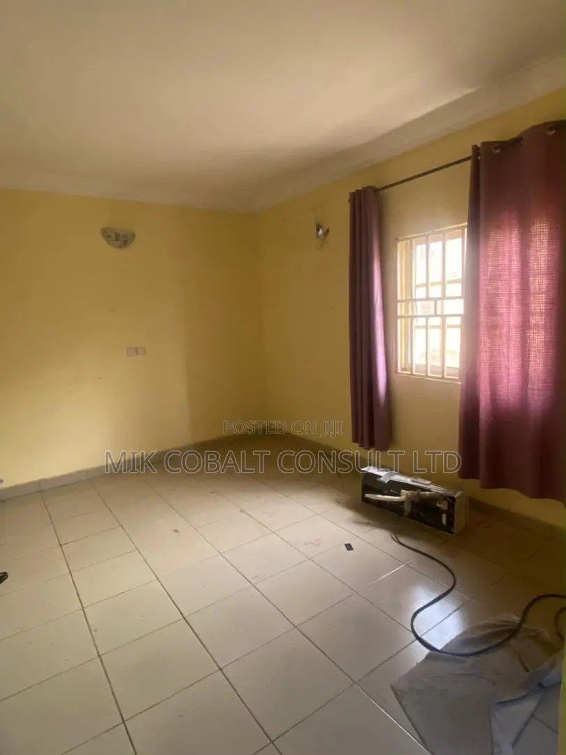 2bdrm Block of Flats in 1St Avenue, Gwarinpa for rent in Gwarinpa