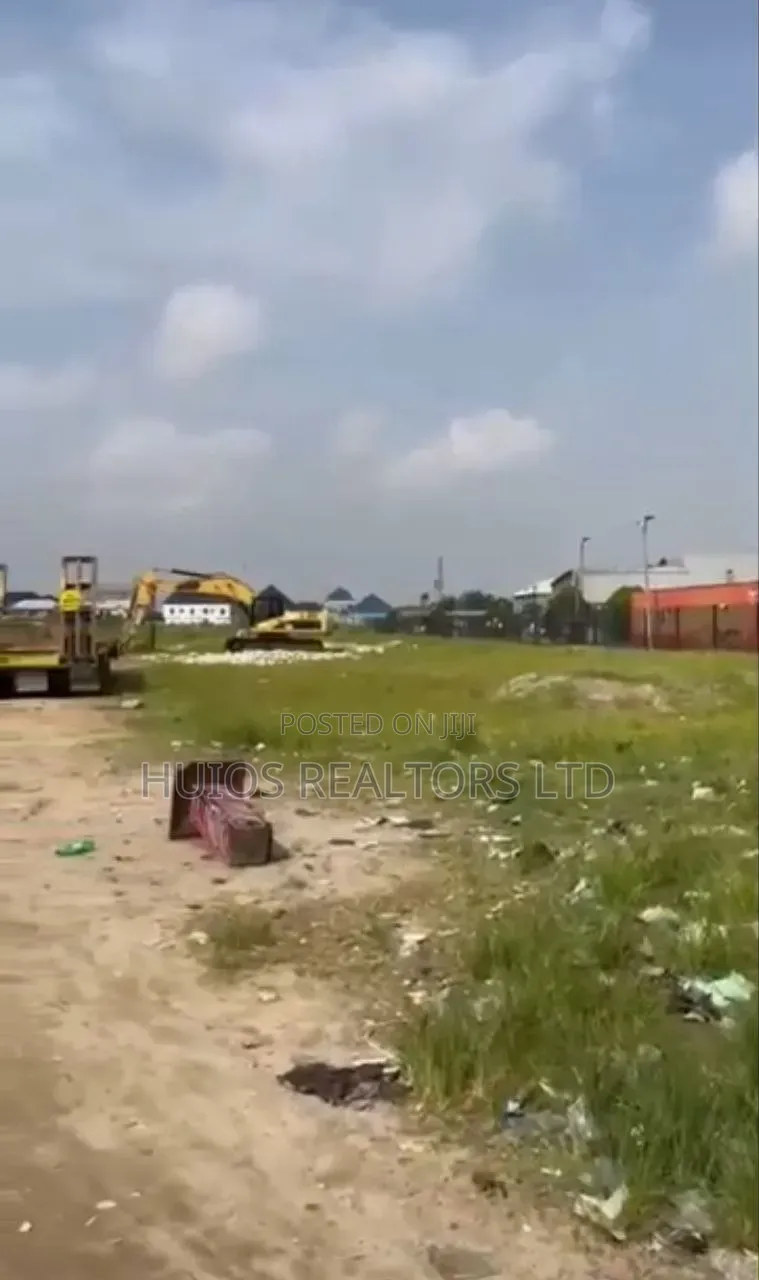 Plots of Land for Sale Beside Shoprite in Sangotedo