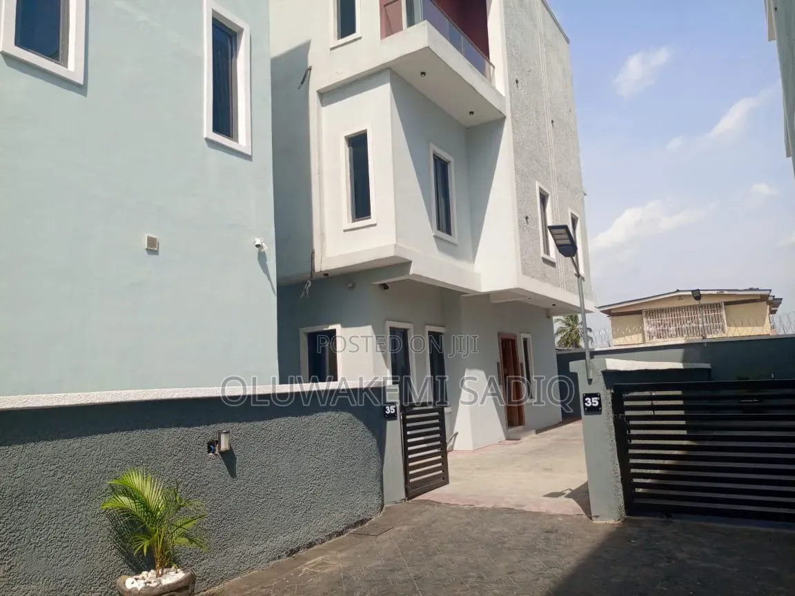 5bdrm Duplex in Ikeja for rent in Ikeja GRA
