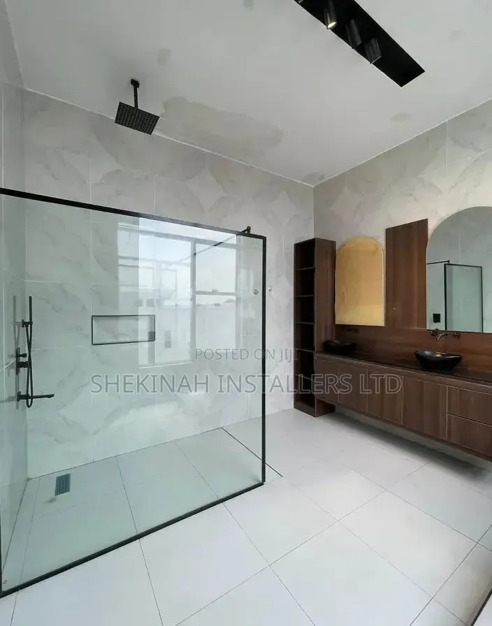 Furnished 5bdrm Duplex in Chevron Lekki for sale in Chevron