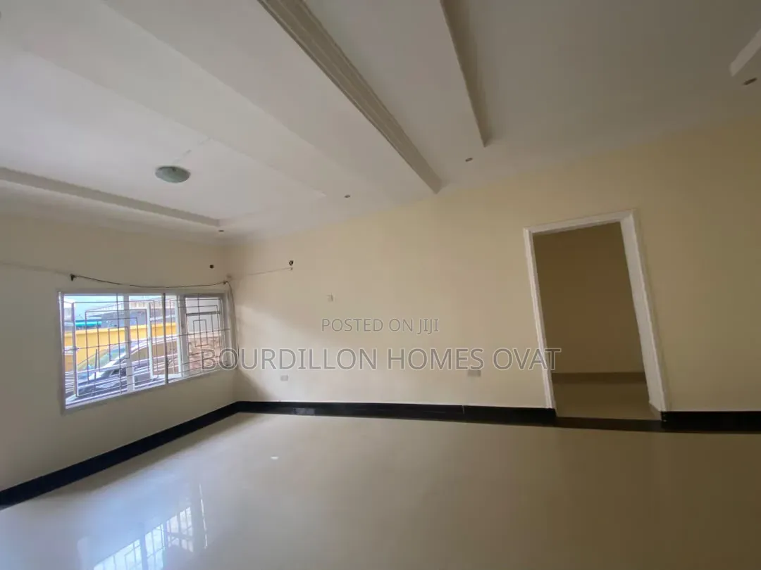 2bdrm Apartment in Lekki Phase 1 for rent in Lekki Phase 1