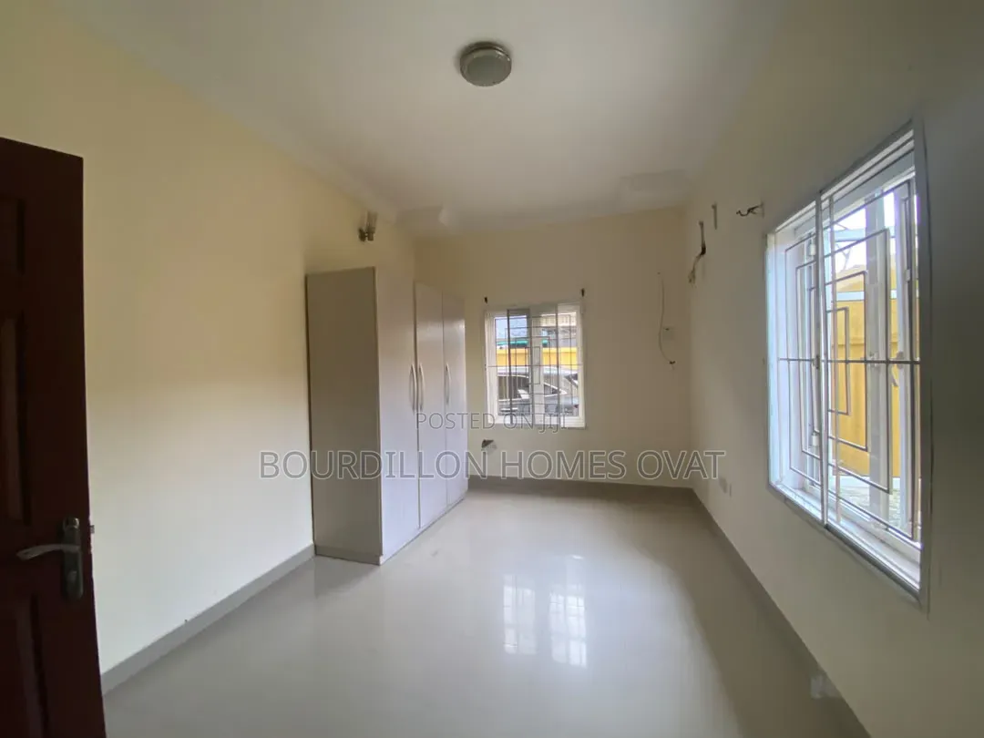 2bdrm Apartment in Lekki Phase 1 for rent in Lekki Phase 1