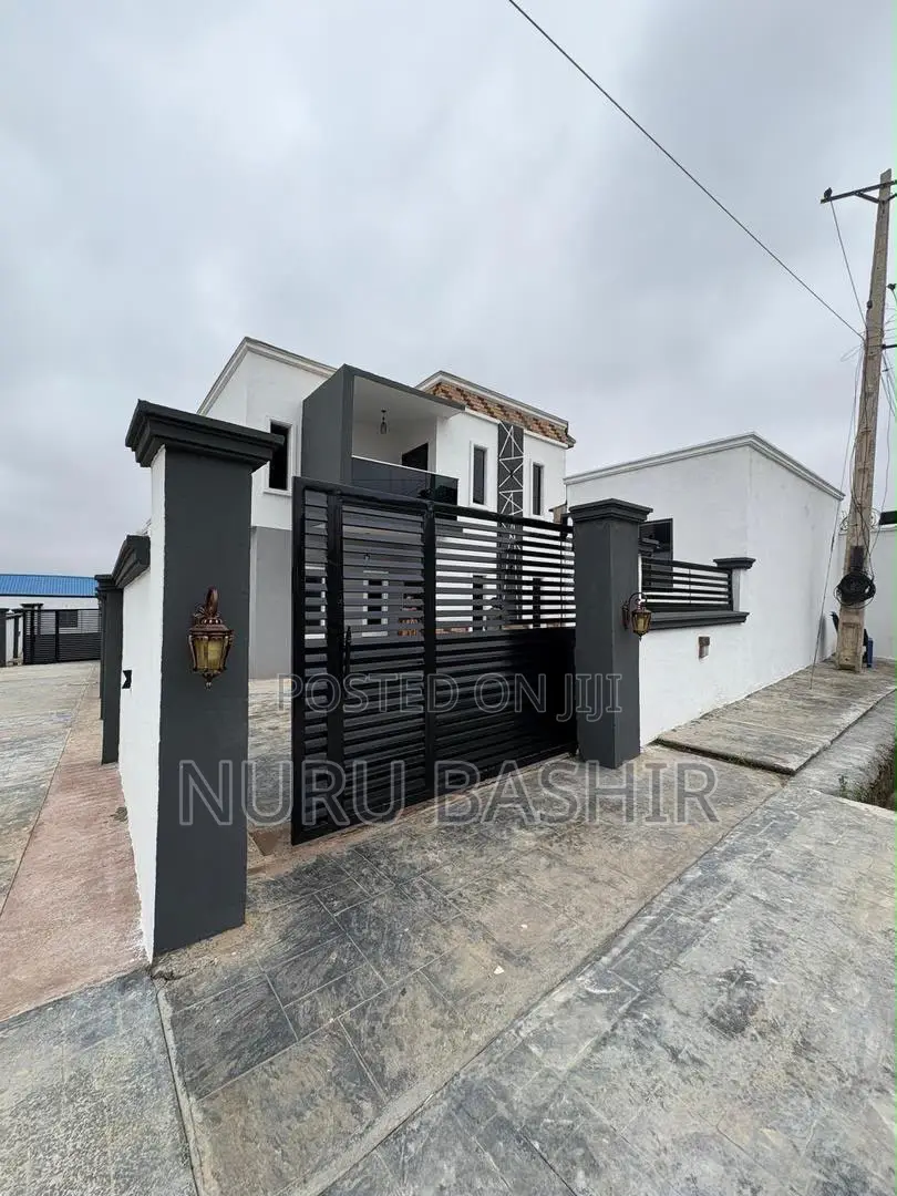 Furnished 4bdrm Duplex in Kolapo Ishola, Akobo for sale in Akobo