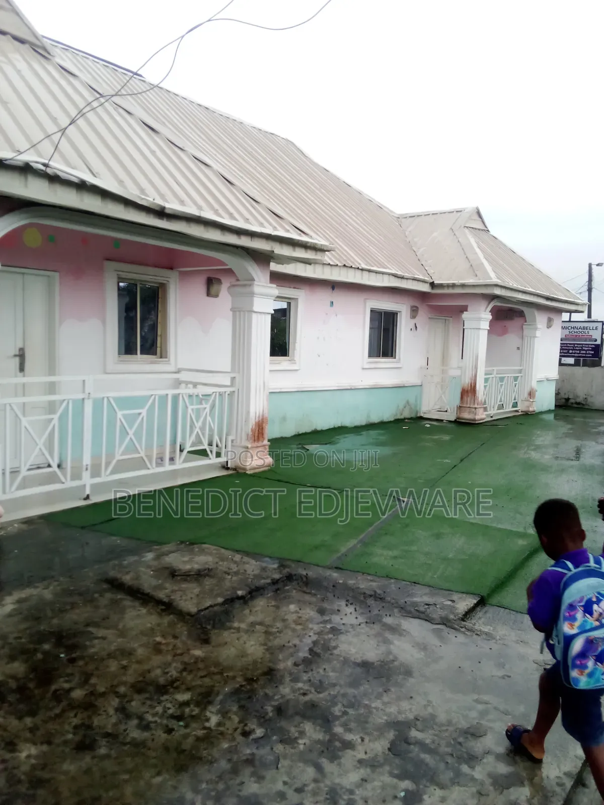 School for Lease in Awoyaya