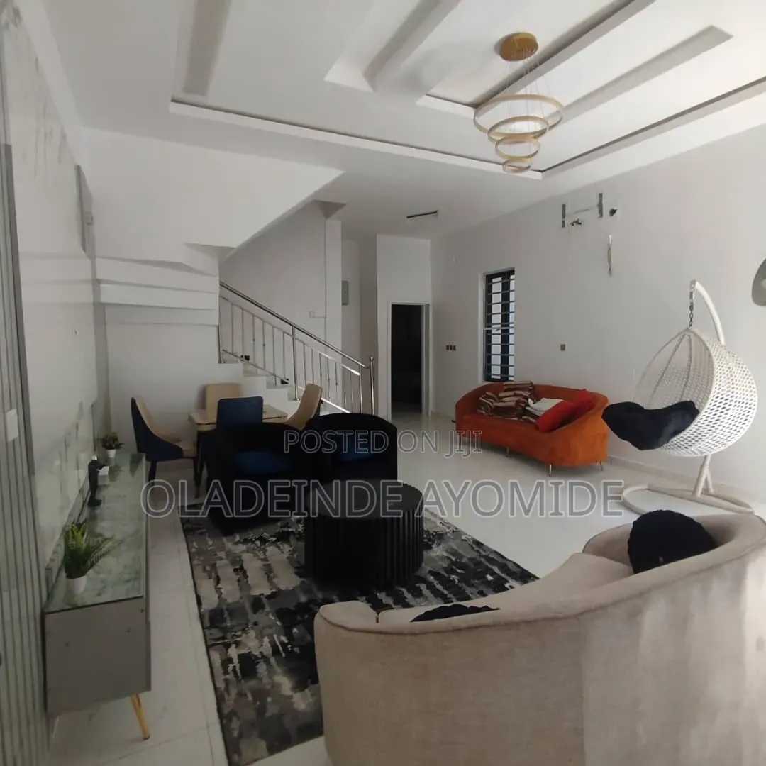 4bdrm Duplex in Orchid Before Round, Chevron for rent in Chevron