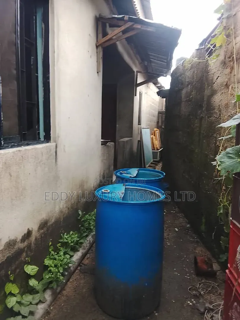2bdrm Bungalow in Nelson Mandela,Uyo for sale in Uyo