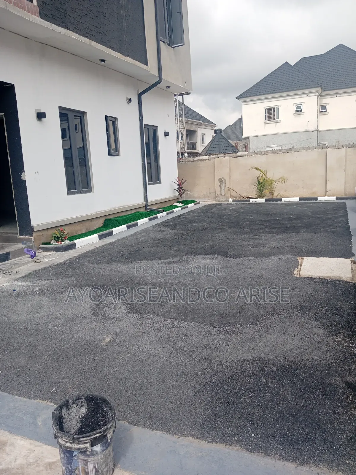 4bdrm Duplex in Nut, Sabon Lugbe for sale in Sabon Lugbe