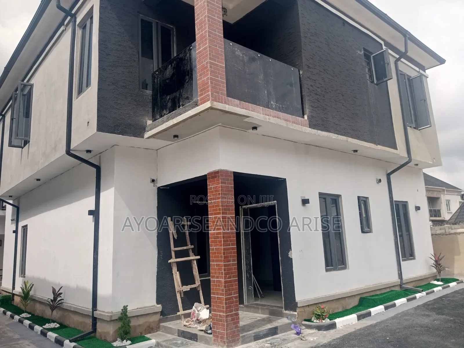 4bdrm Duplex in Nut, Sabon Lugbe for sale in Sabon Lugbe